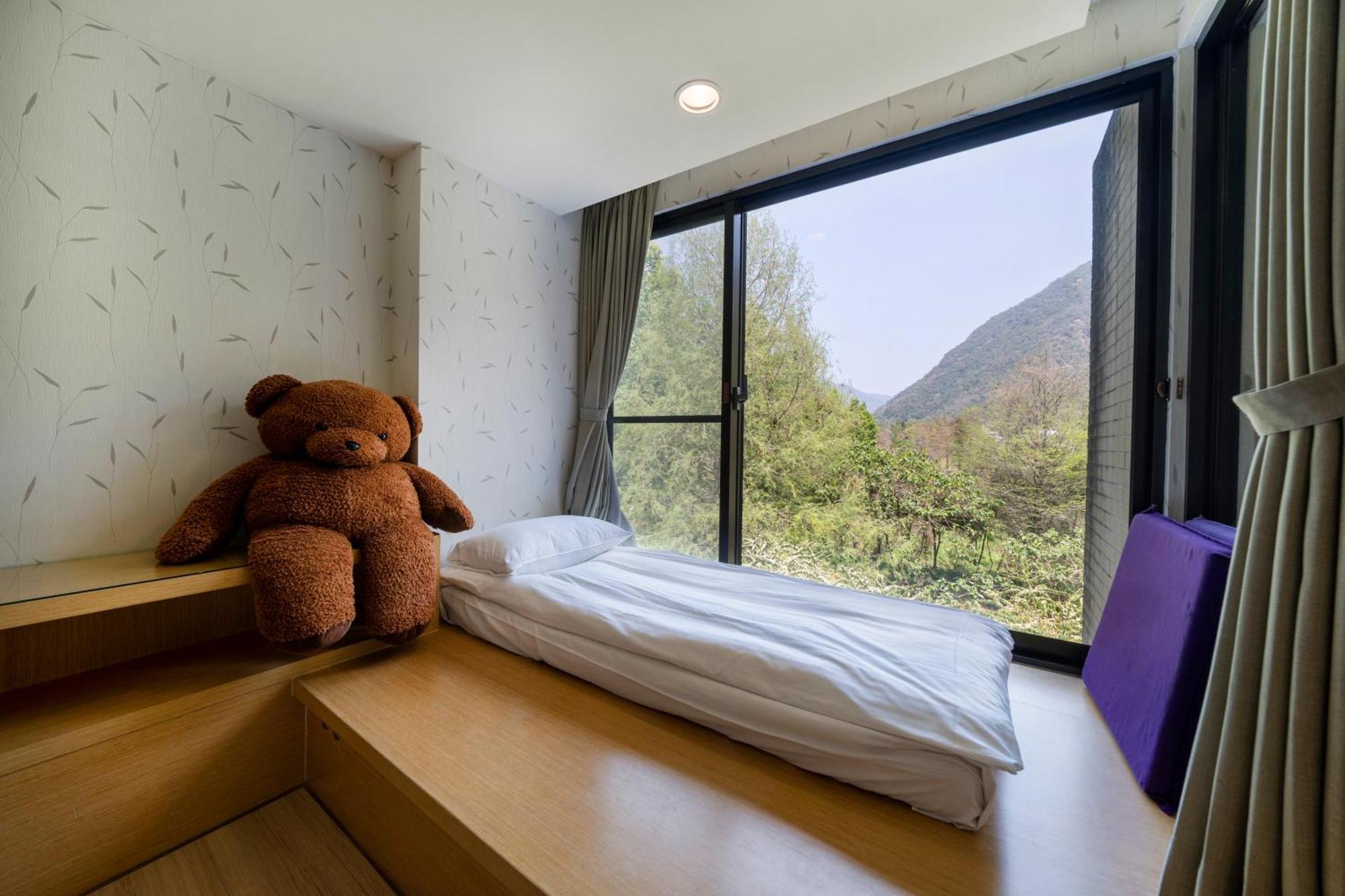 Tai-Yi Red Maple Resort Puli Exteriör bild