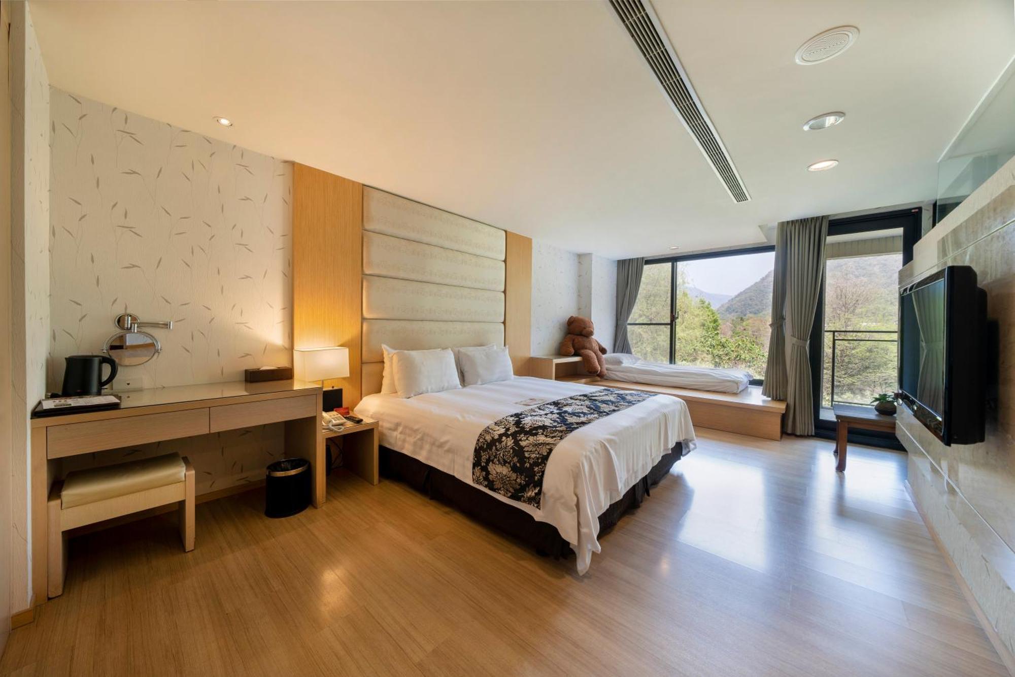 Tai-Yi Red Maple Resort Puli Exteriör bild